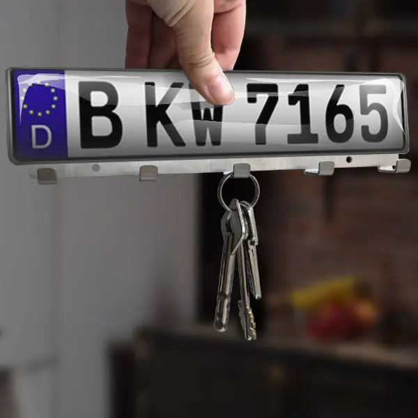 Persönliches Schlüsselbrett Chrom-M mit deinem Kennzeichen u. sogar Text. Schlüsselboard personalisiert Auto - auto4style