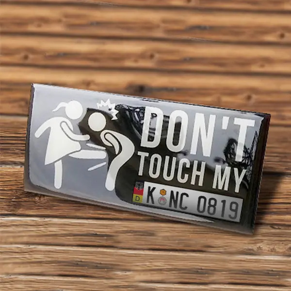 Auto Aufkleber 'Don't Touch my Car' personalisiert M mit deinem Kennzeichen! Teste jetzt die Vorschau! Personalisiert Nummerschild Aufkleber