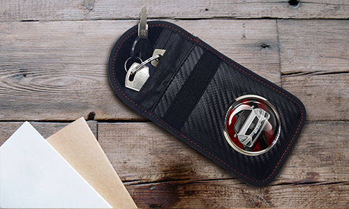 https://auto4style.com/wp-content/uploads/2020/11/gallery-photo-car-keycover-RFID-protection-5.jpg