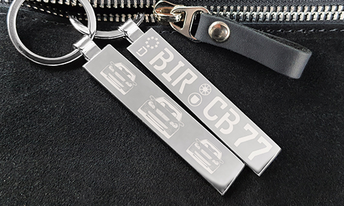 Schlüsselanhänger personalisiert mit Gravur Maße: 55x34 mm