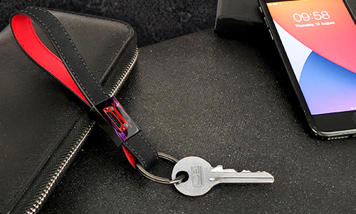 Jetzt individuellen Schlüsselanhänger Schlaufe mit Auto bes