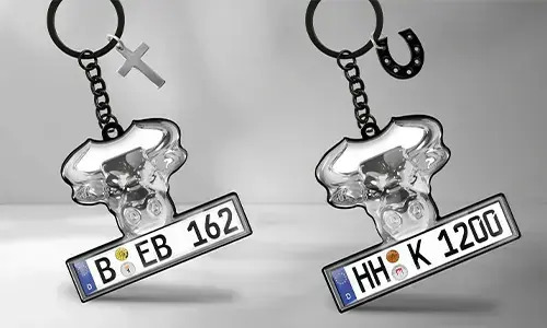 gallery-bull-keychain-licence-plate-2