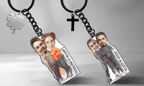 gallery-keychain-pair-with-name-2