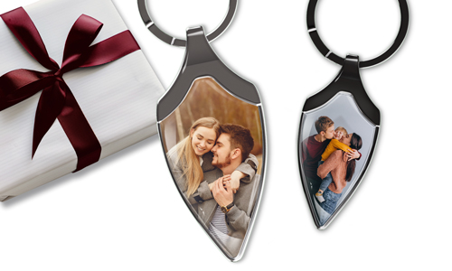 Personalised photo keychain for your wife