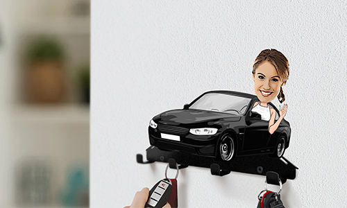 gallery-personalised-keyboard-comic-car-woman -1