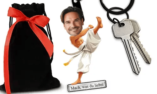 Personalized Capoeira-Style Keychain With Name And Hobby Or Profession Design