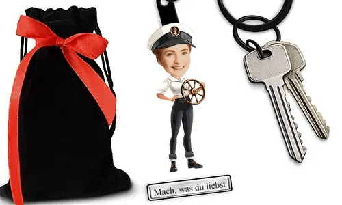 Personalized Comic-Style Keychain With Name And Ship Captain Design